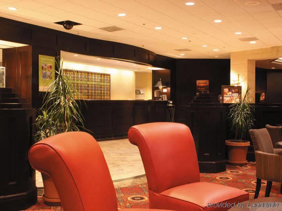 La Quinta By Wyndham Secaucus Meadowlands Hotel Exterior photo